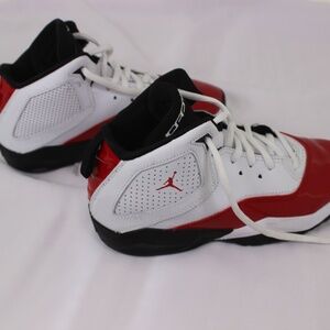 Nike Air Jordan B’Loyal Kids’ Shoes – Size 3Y | Like New (black, red)